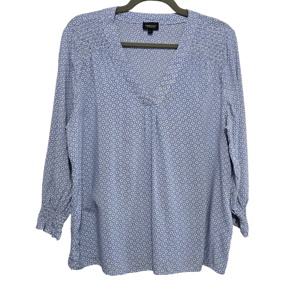 Jones & Co Jones NY Boho Chic Blue White Geometric Print Smocked V-Neck Blouse L